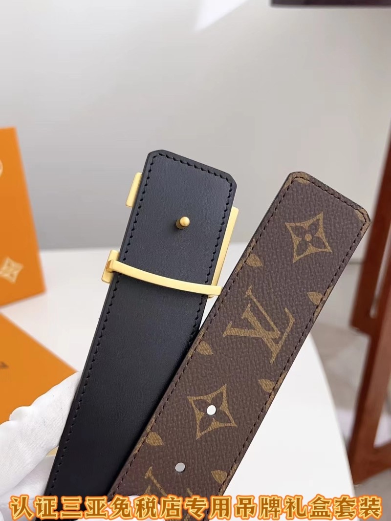 Louis Vuitton Belts